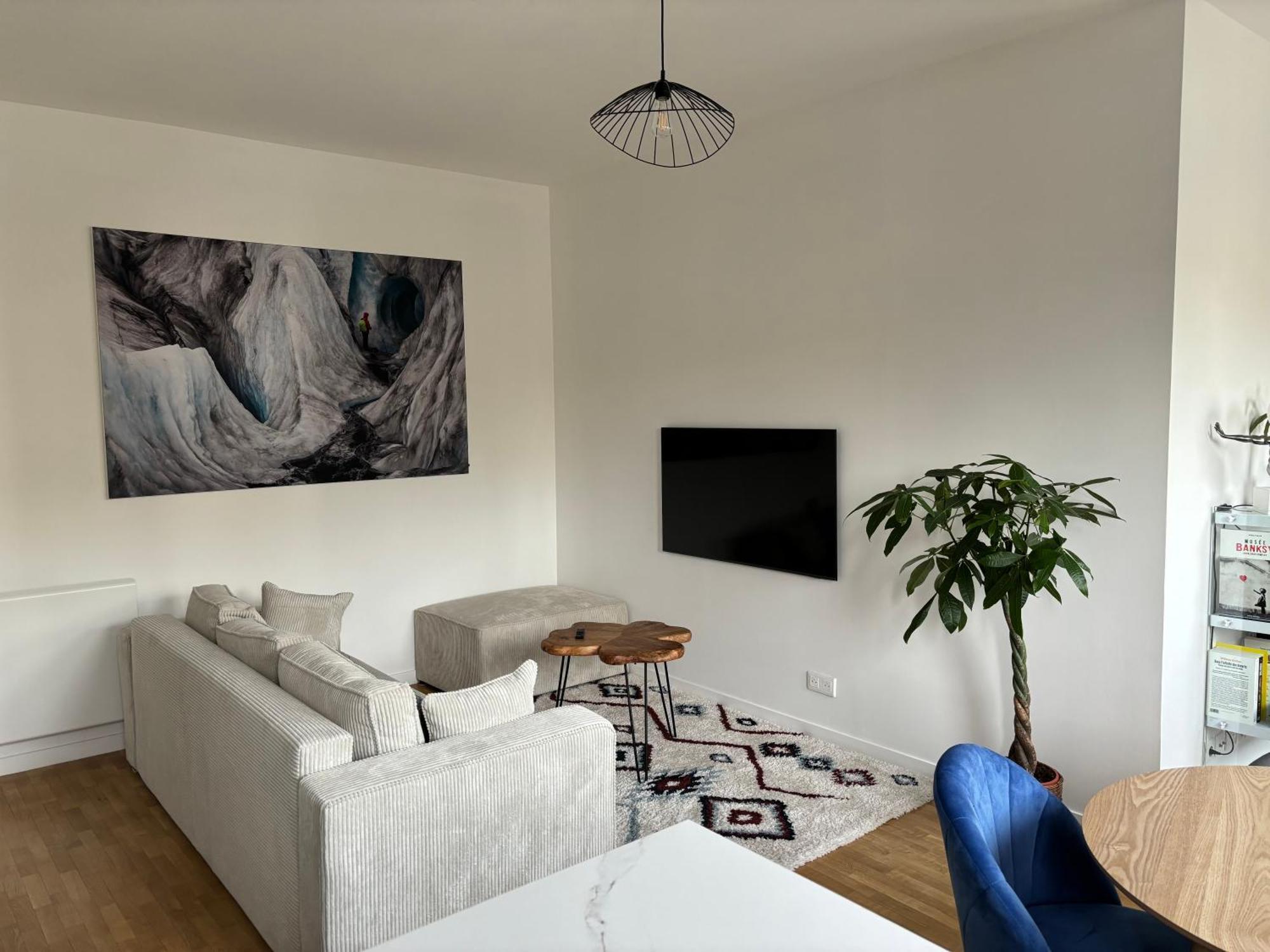 Апартаменты Le Boudoir - 2 Pieces Et Parking Ле-Плесси-Робинсон Экстерьер фото