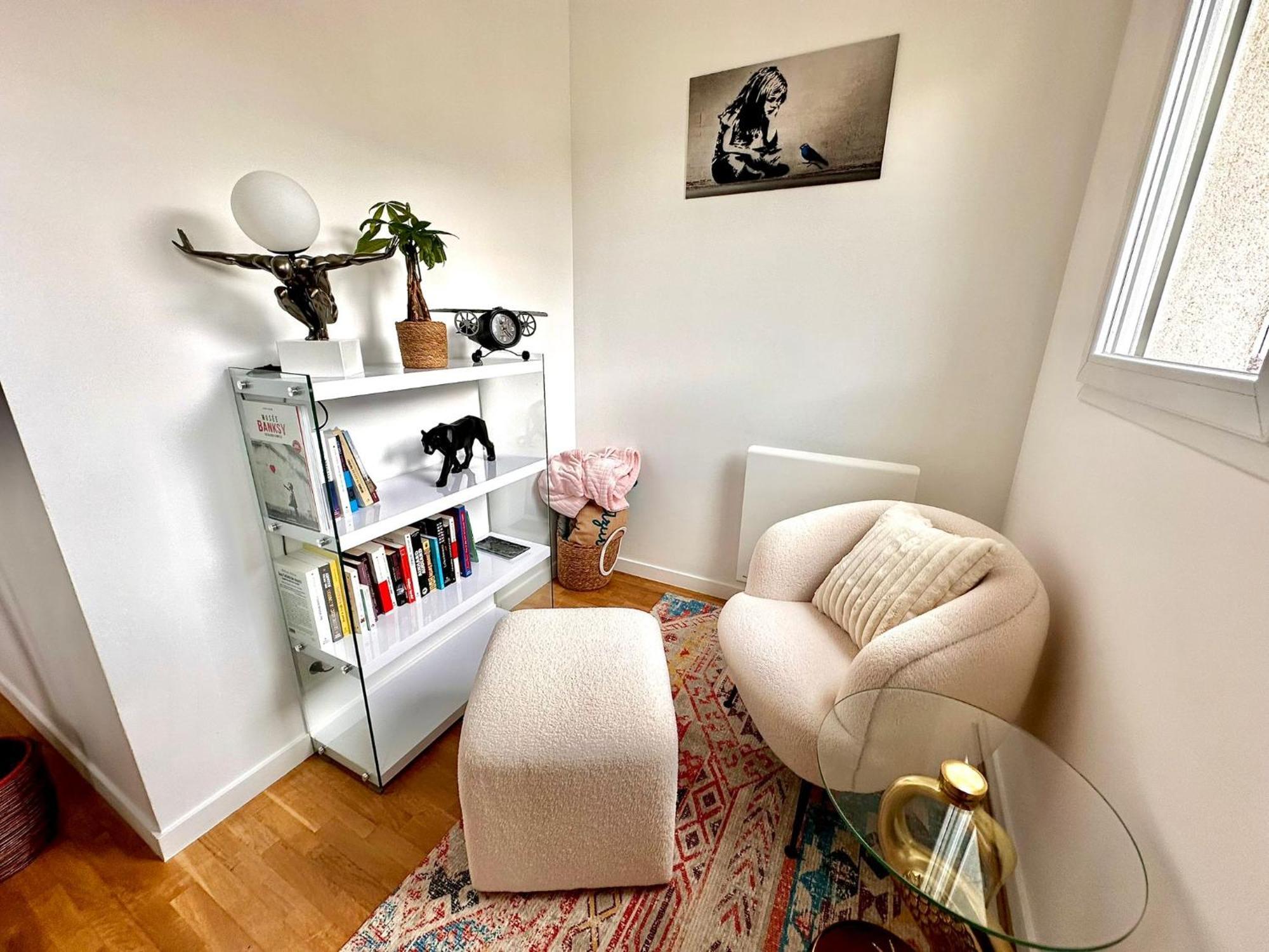 Апартаменты Le Boudoir - 2 Pieces Et Parking Ле-Плесси-Робинсон Экстерьер фото
